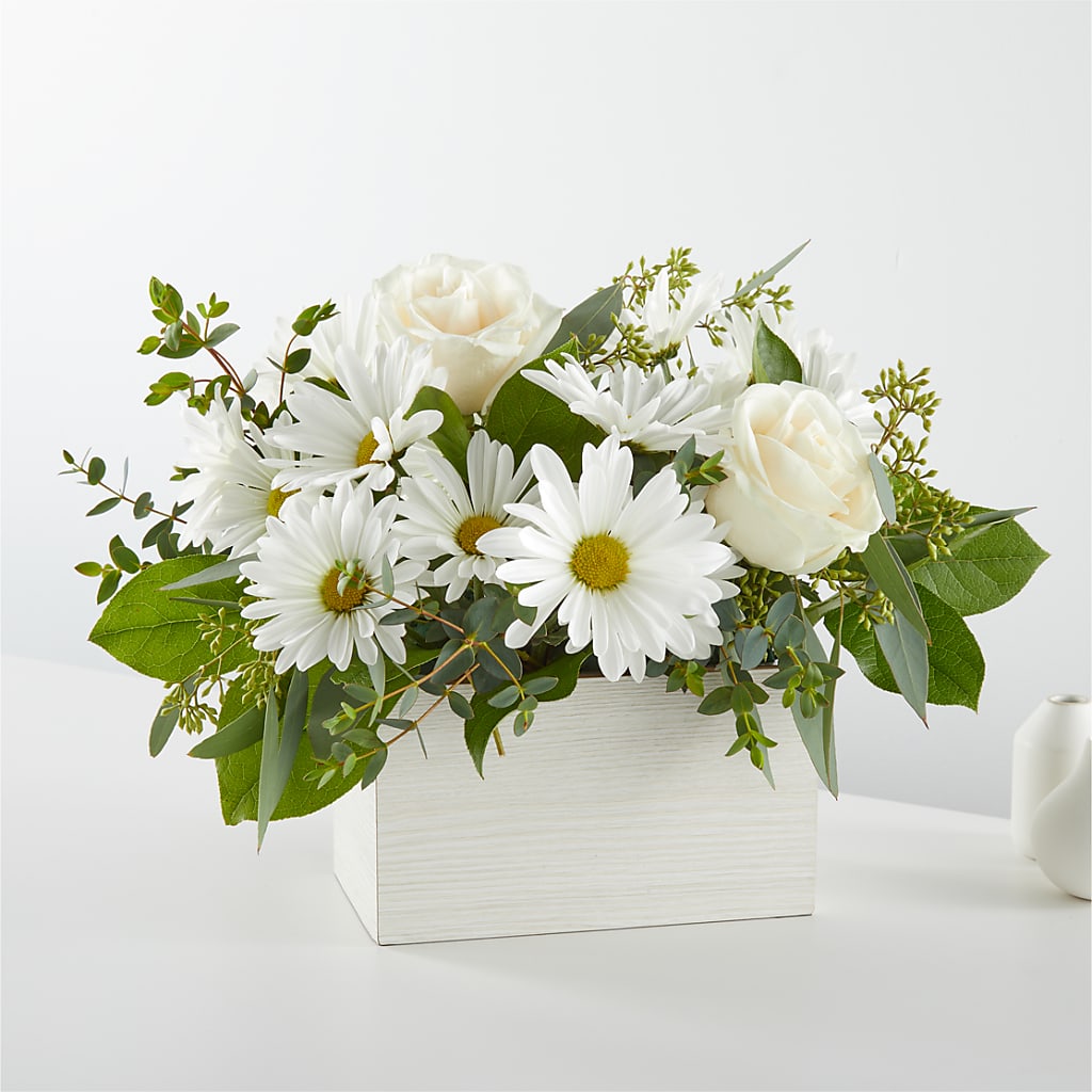Fresh Linen Box Bouquet – Heaven Sent Florist, El Paso TX
