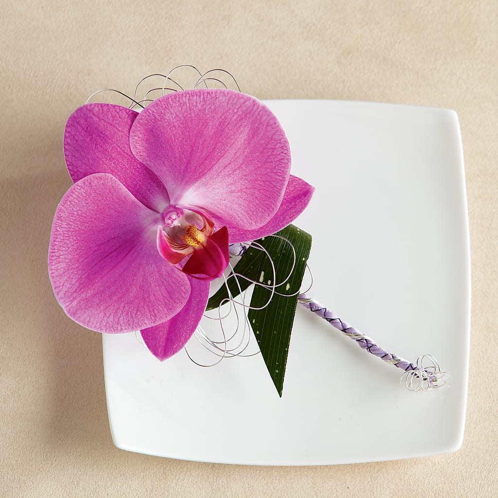 Glorious Boutonniere – Heaven Sent Florist, El Paso TX