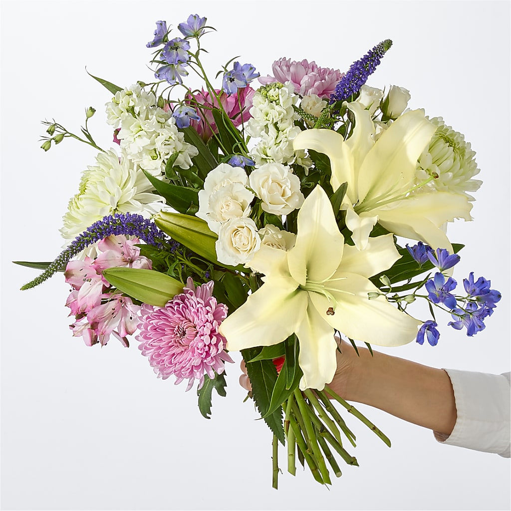 Winter Celebration Bouquet –  Heaven Sent Florist, El Paso TX