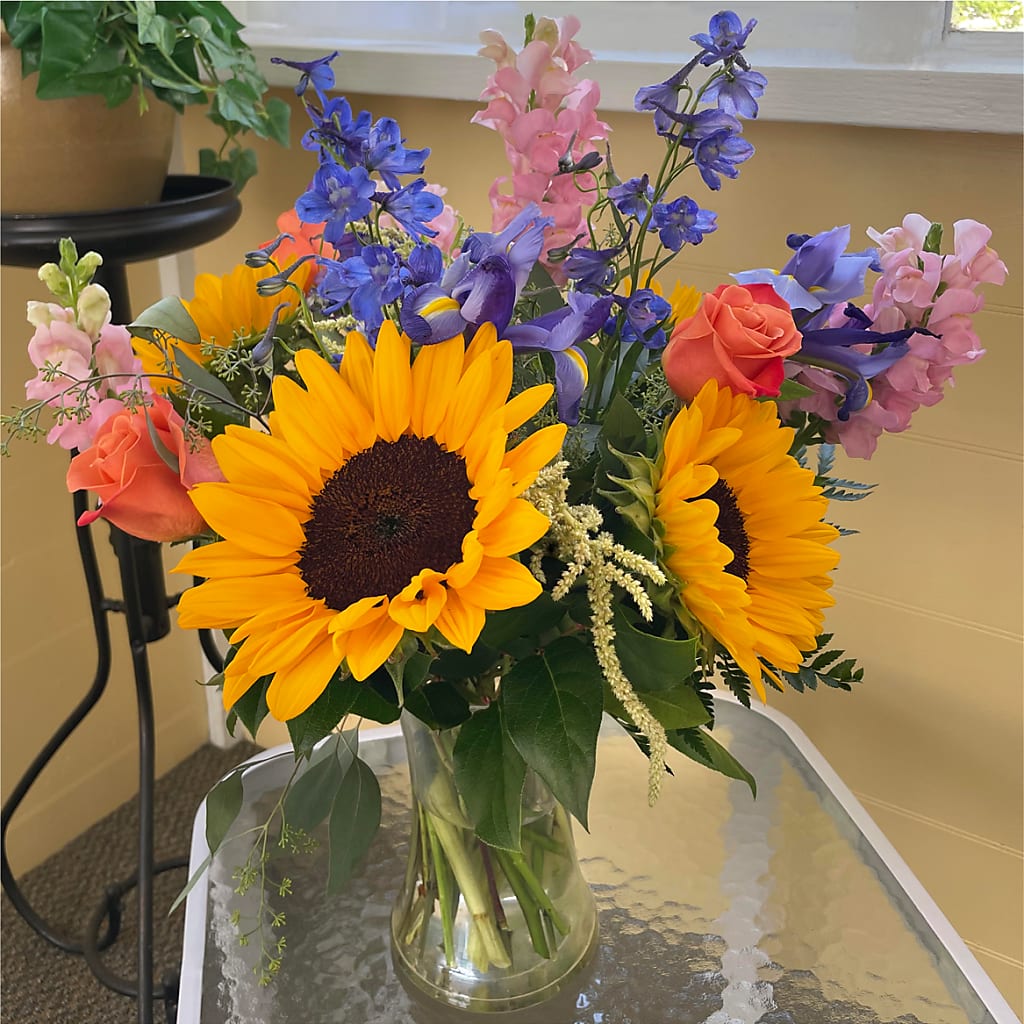 Rays of Life Bouquet –  Heaven Sent Florist, El Paso TX