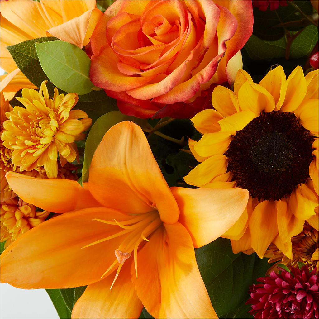 Grateful Centerpiece –  Heaven Sent Florist, El Paso TX