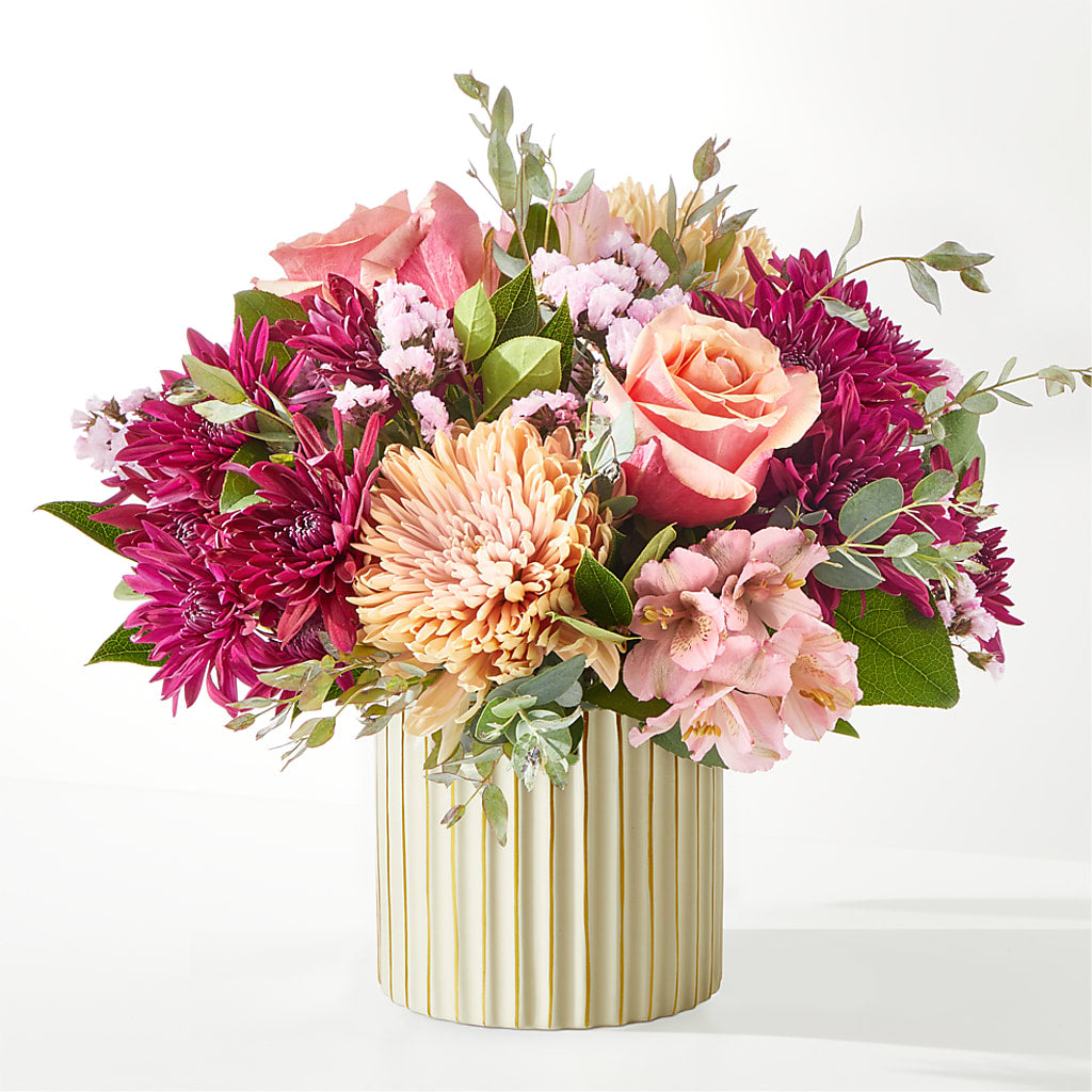 Berry Cobbler Bouquet with Ivory Vase –  Heaven Sent Florist, El Paso TX